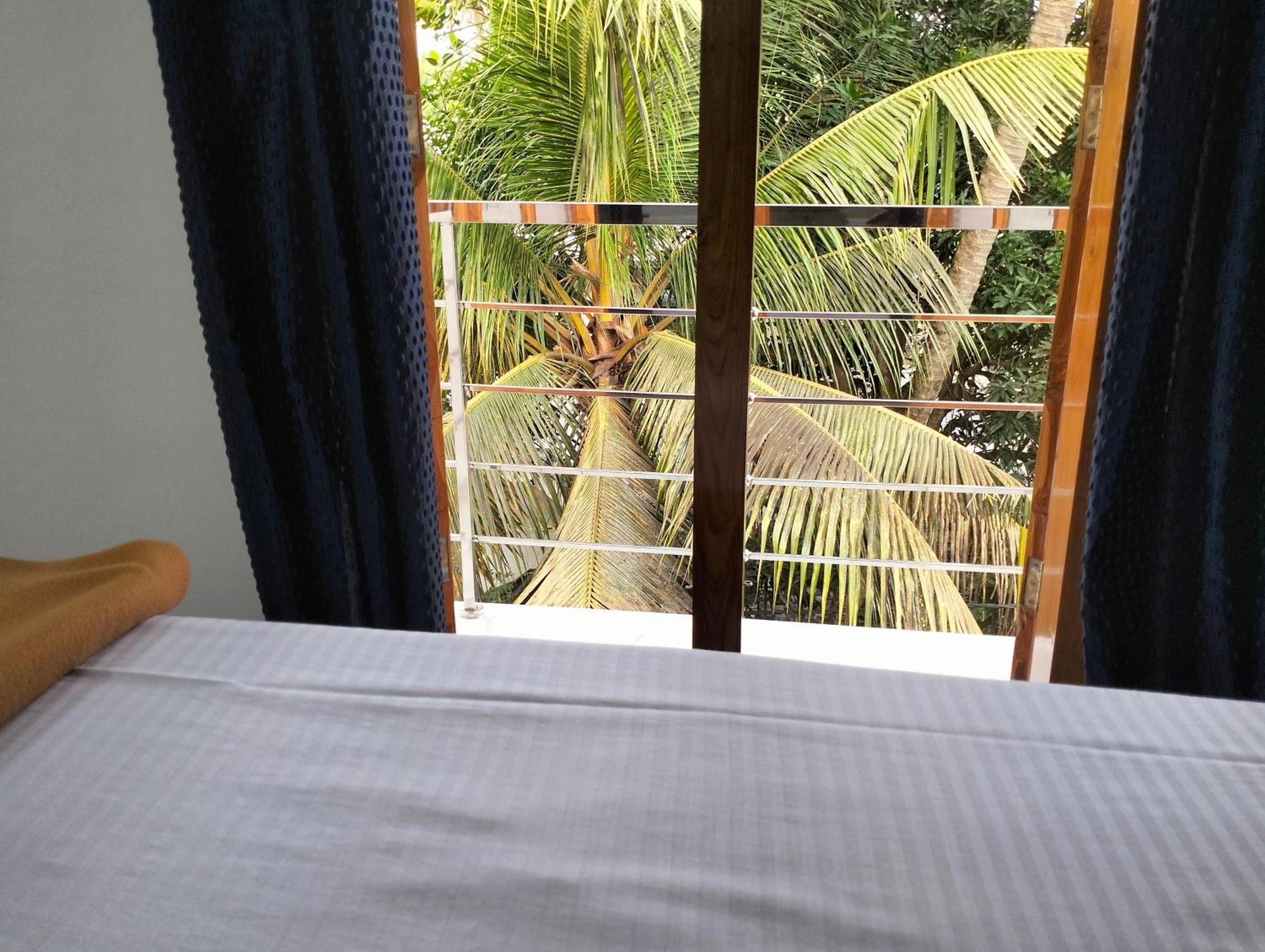 Guestland Homestay Kochi Εξωτερικό φωτογραφία